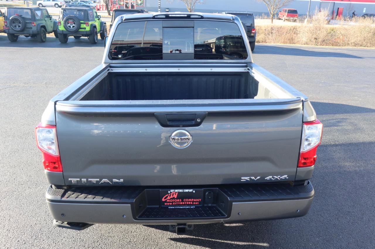 Used 2021 Nissan Titan SV w/ SV Convenience Package AWD/4WD image 8