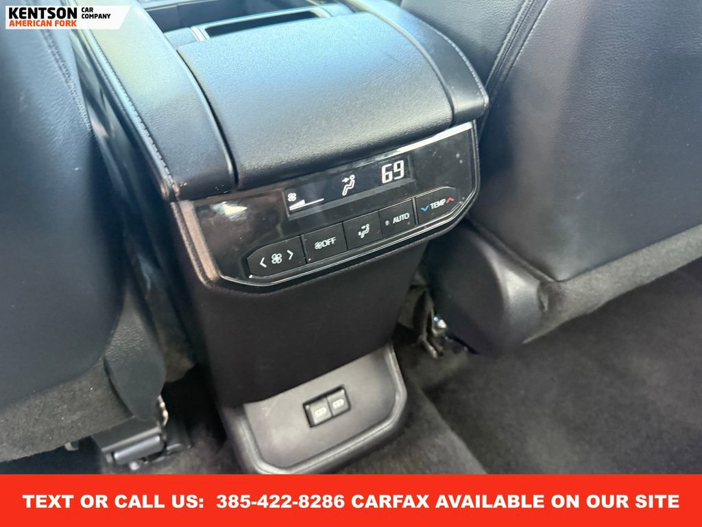 Used 2025 Toyota Highlander XLE image 40