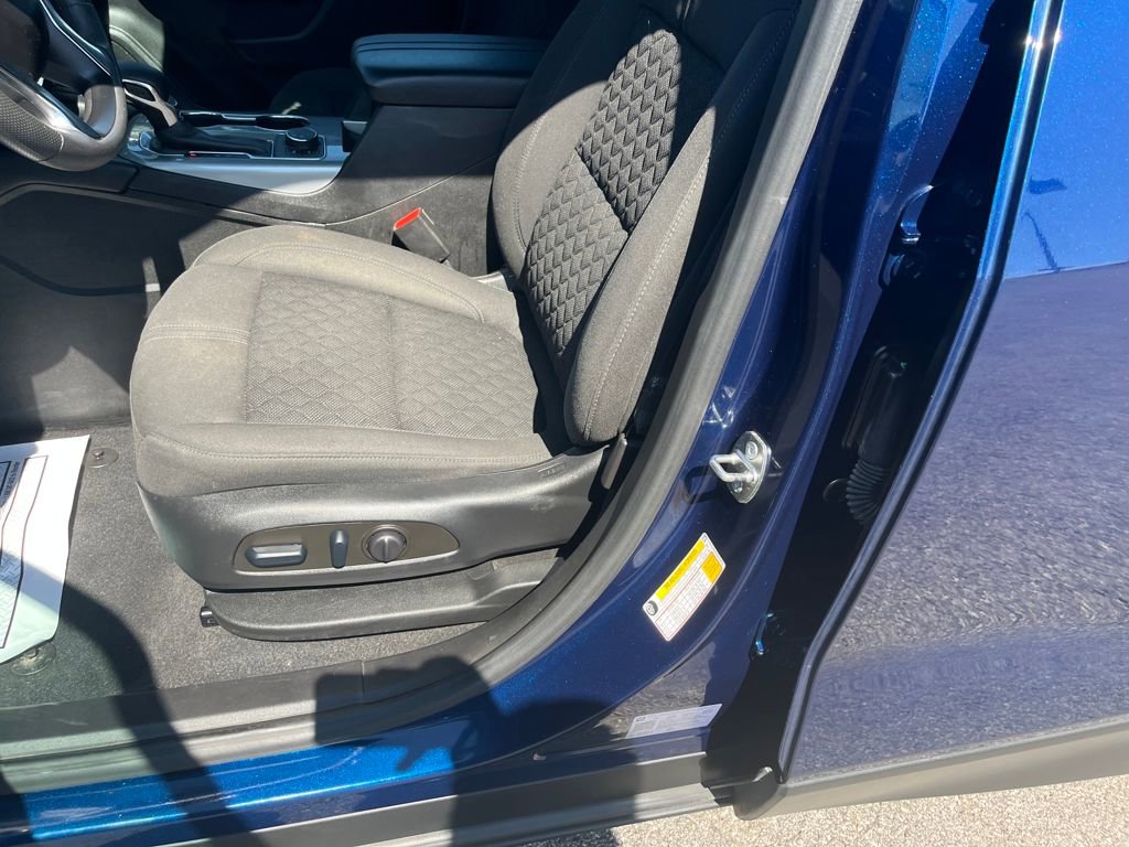 Used 2022 Chevrolet Blazer LT image 20