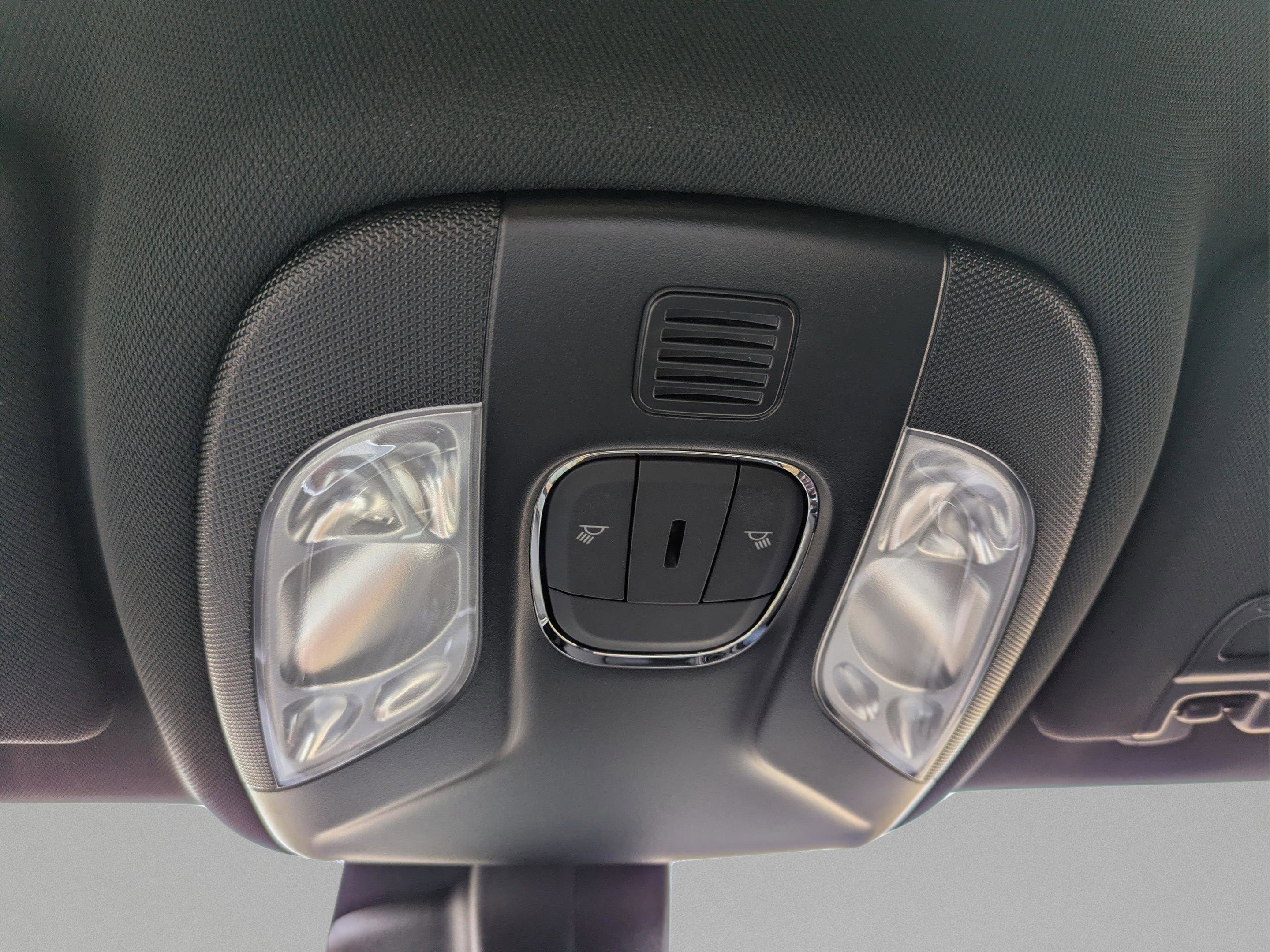 New 2026 Jeep Compass Latitude image 25