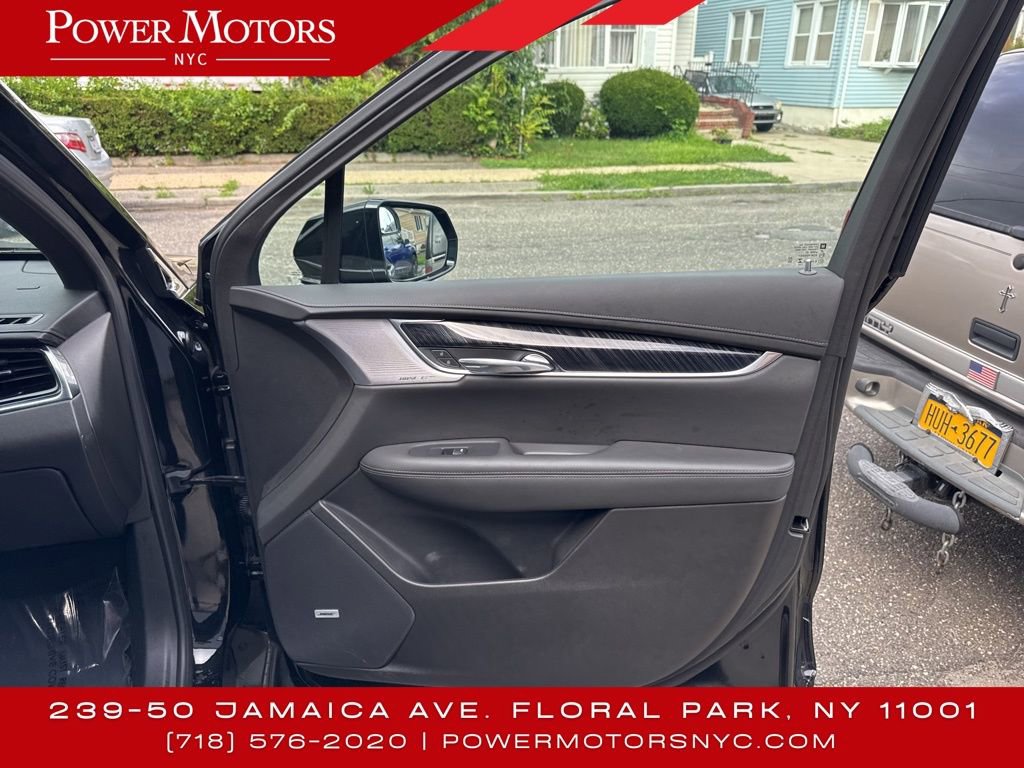 Used 2024 Cadillac XT6 Premium Luxury w/ LPO, Floor Liner Package image 13