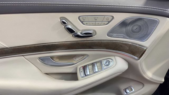 Used 2017 Mercedes-Benz S 550 Sedan image 22