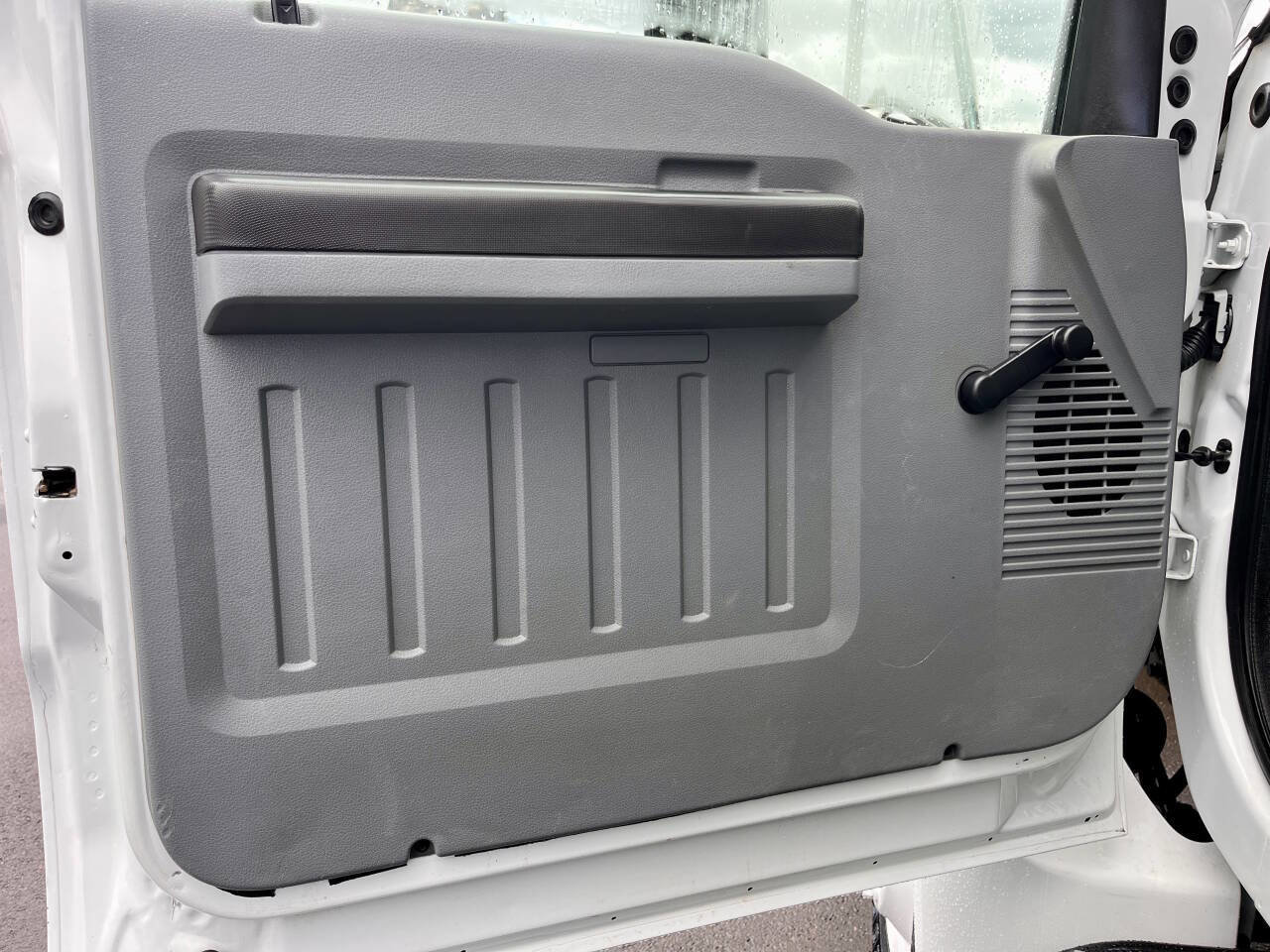 Used 2015 Ford F750 2WD Regular Cab Super Duty image 19