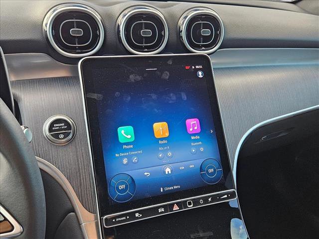 Used 2025 Mercedes-Benz GLC 300 image 12