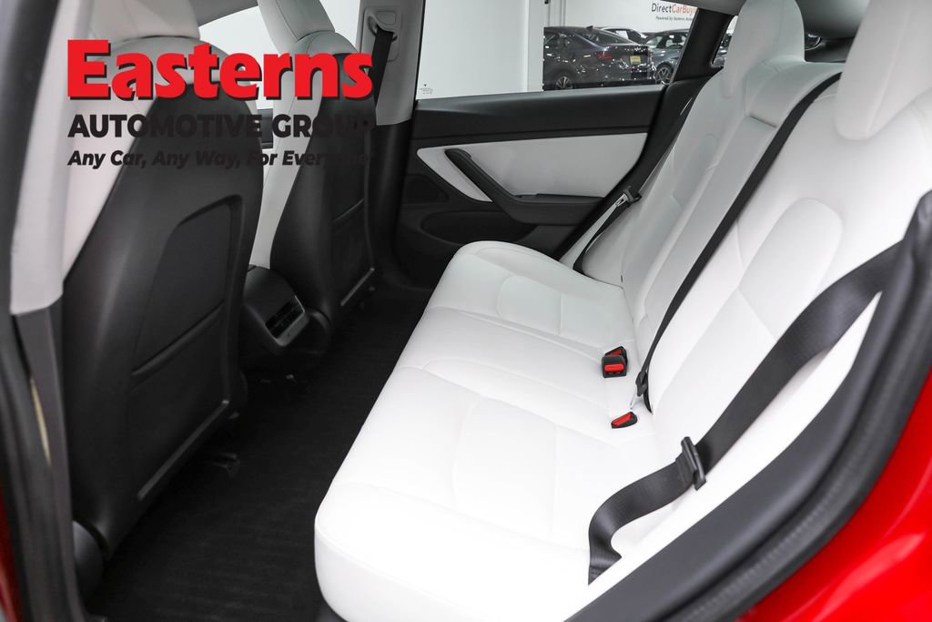 Used 2020 Tesla Model 3 Standard Range RWD image 19