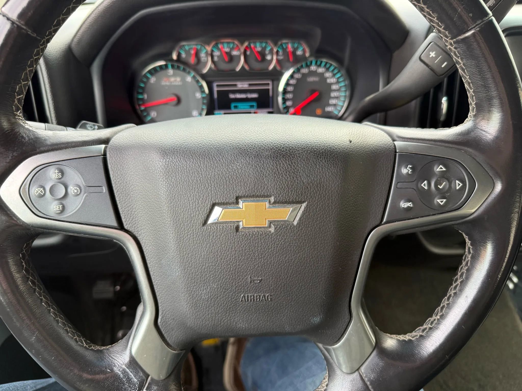 Used 2017 Chevrolet Silverado 1500 LT w/ All Star Edition AWD/4WD image 13