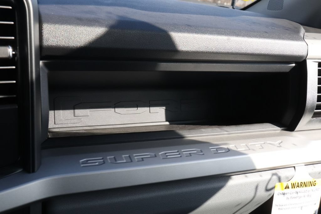 New 2026 Ford F550 4x4 Regular Cab Super Duty image 24