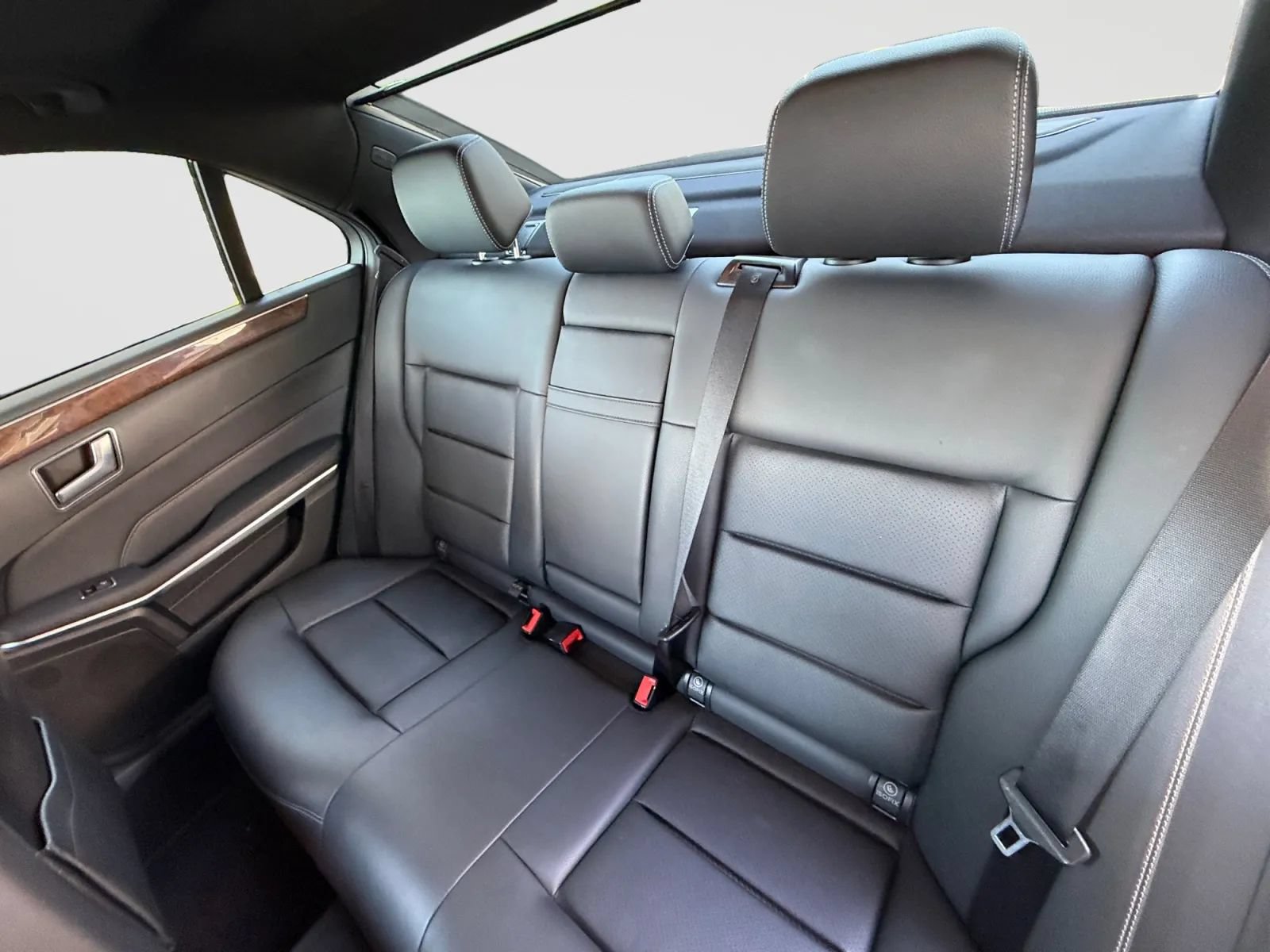 Used 2015 Mercedes-Benz E 350 4MATIC Sedan w/ Premium 1 Package image 15