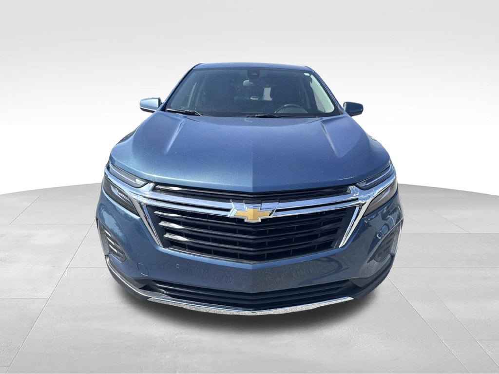 Used 2024 Chevrolet Equinox LT w/ LPO, Floor Liner Package FWD image 3