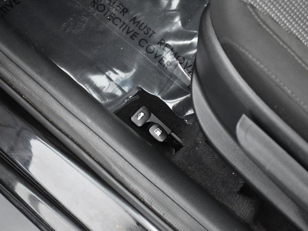 Used 2022 Hyundai Accent SE image 12