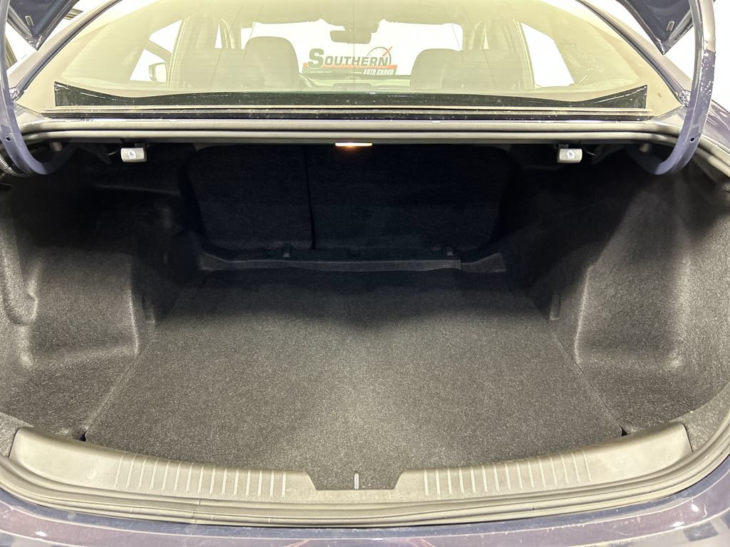 Used 2025 Chevrolet Malibu RS FWD image 19