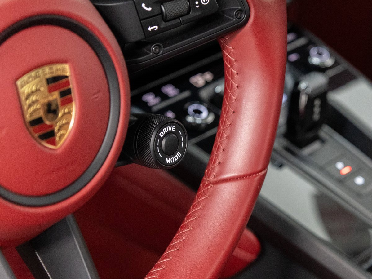 Used 2022 Porsche 911 Carrera 4 GTS image 16