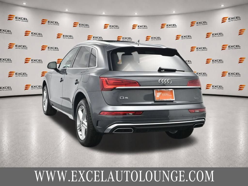 Used 2021 Audi Q5 e Premium Plus w/ Premium Plus Package AWD/4WD image 3