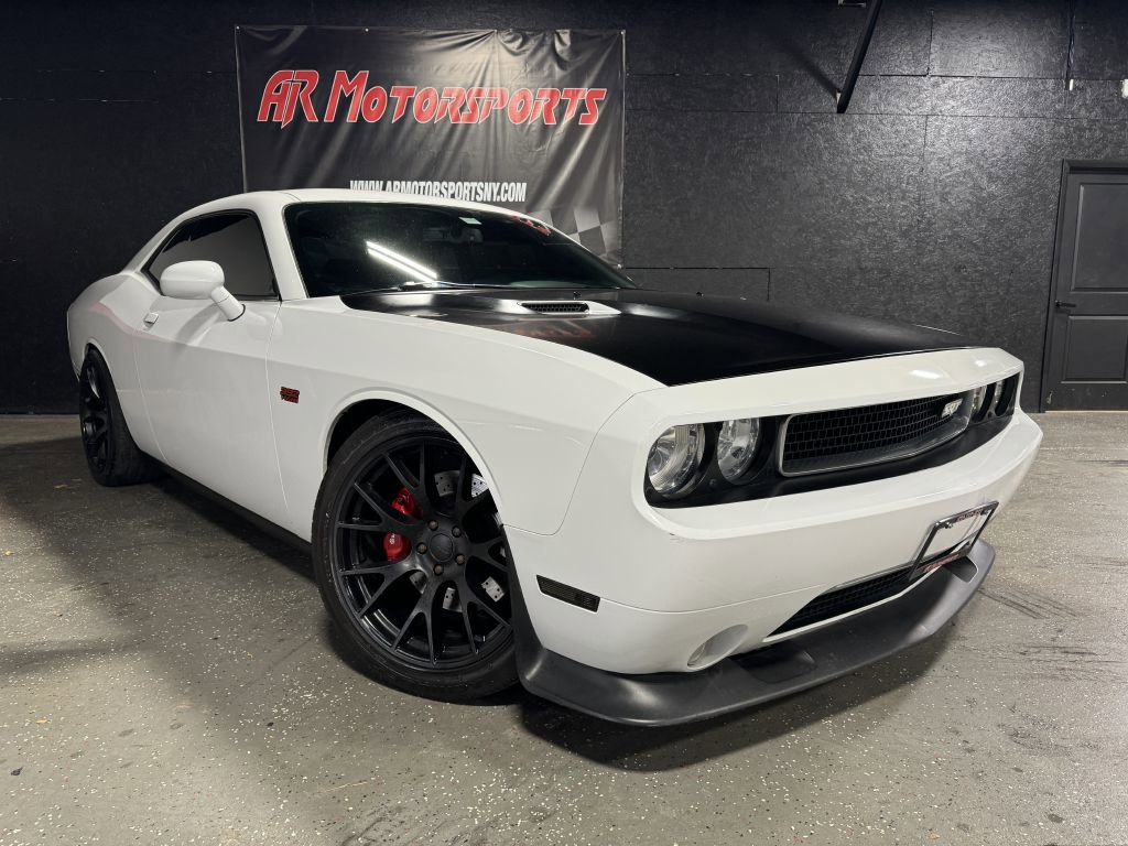 Used 2012 Dodge Challenger SRT8 image 6