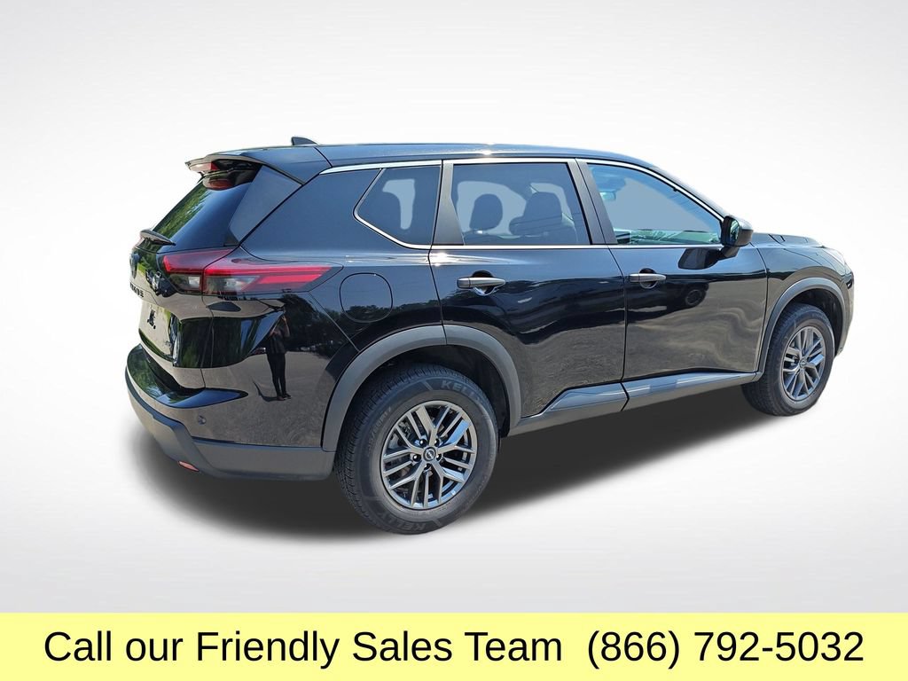 Used 2024 Nissan Rogue S AWD/4WD image 6