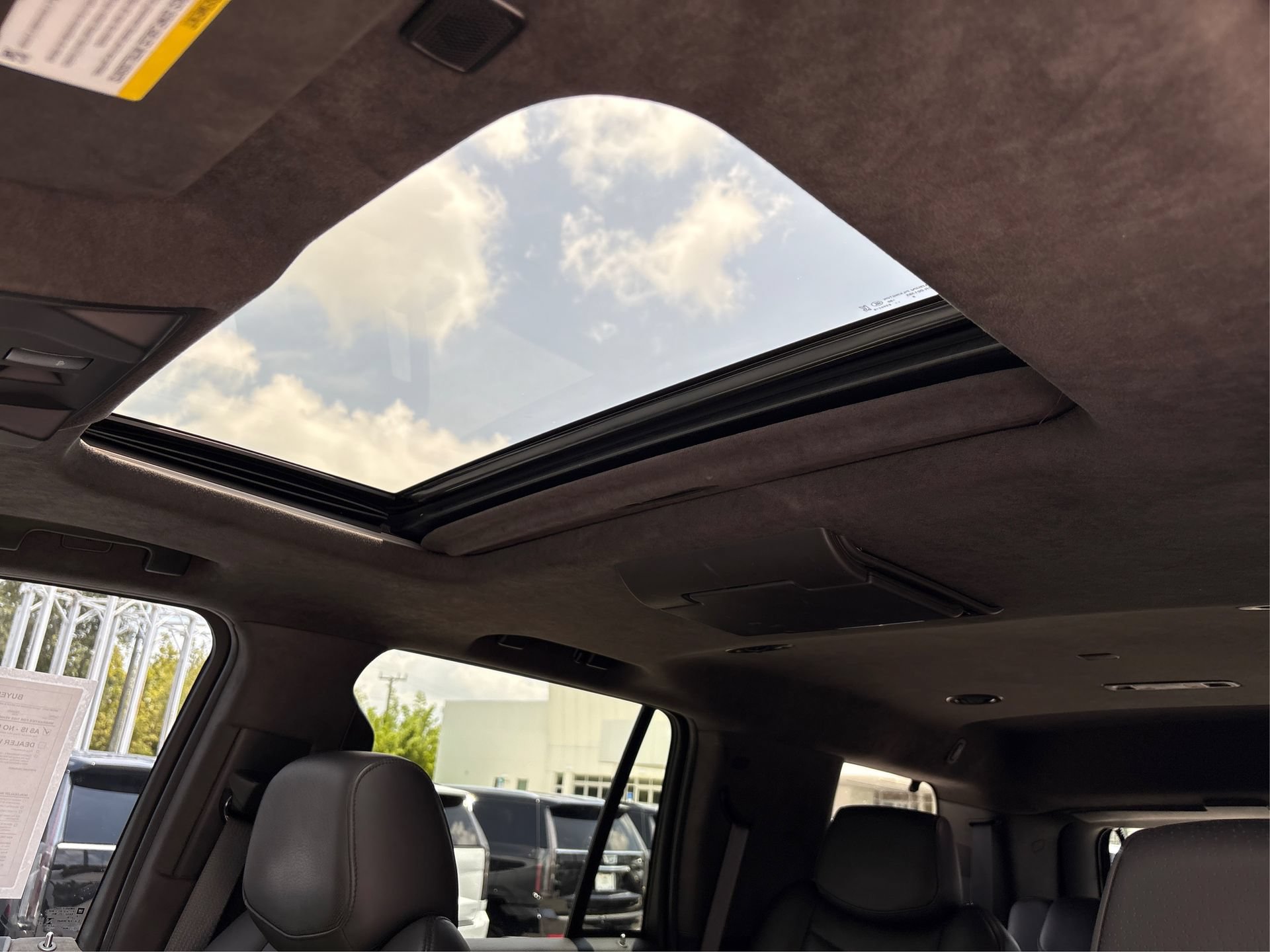 Used 2020 Cadillac Escalade Platinum RWD image 33