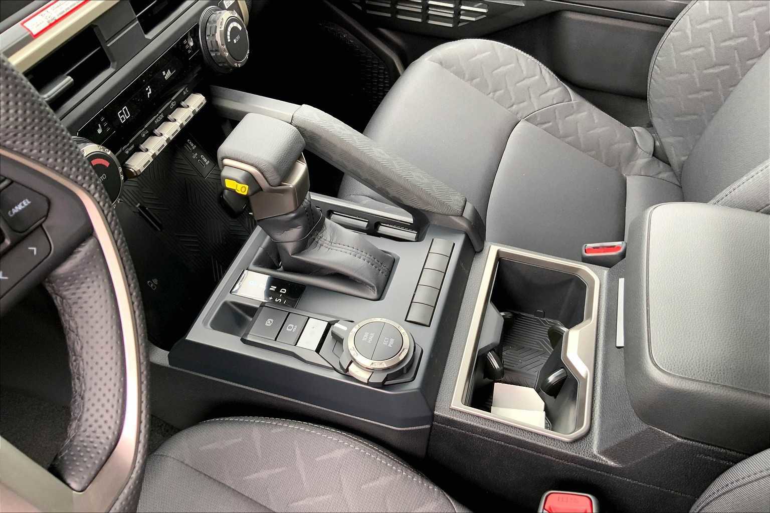 New 2025 Toyota Tacoma SR5 image 7