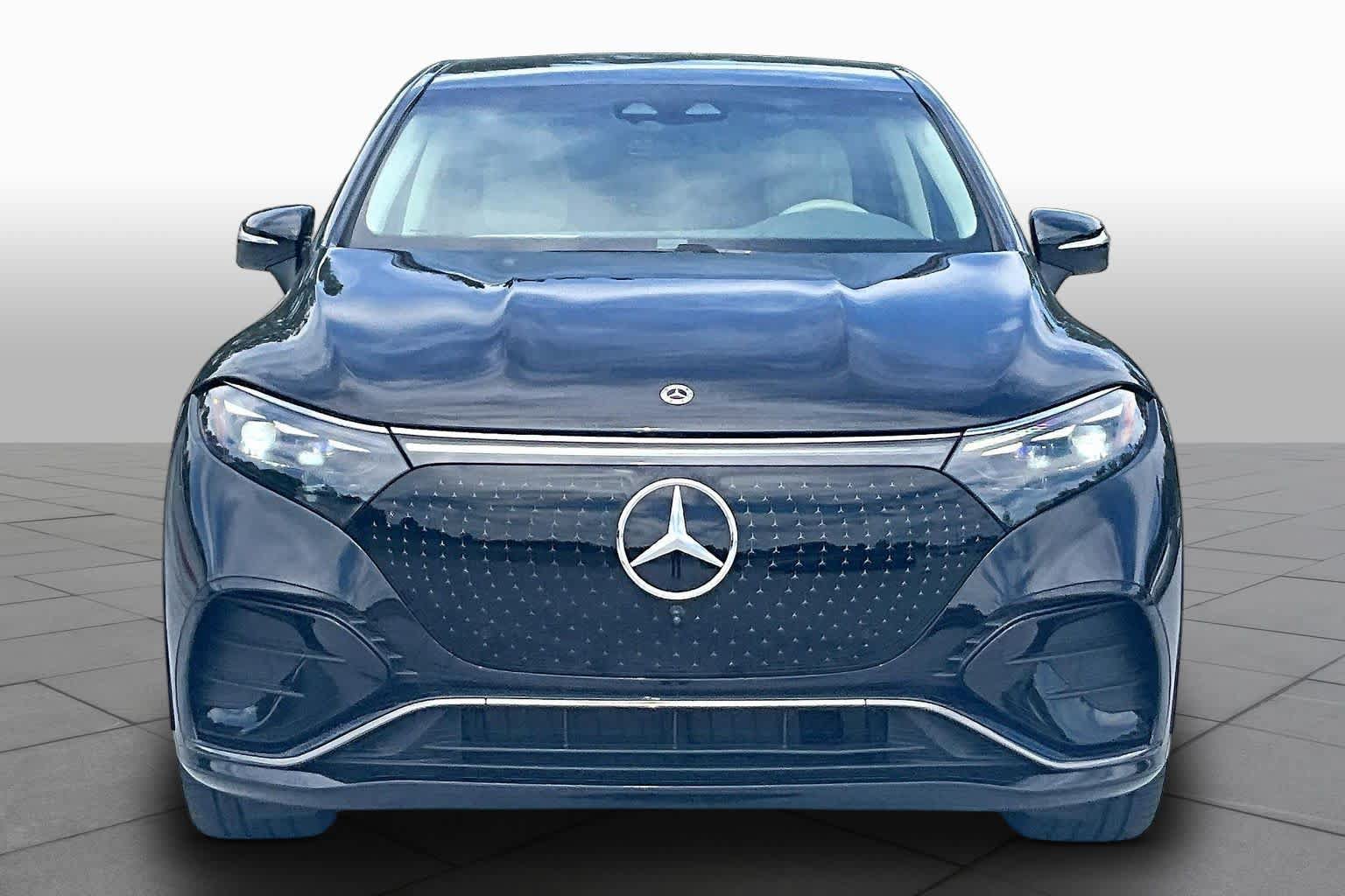 Used 2024 Mercedes-Benz EQS 450+ 4MATIC SUV image 3