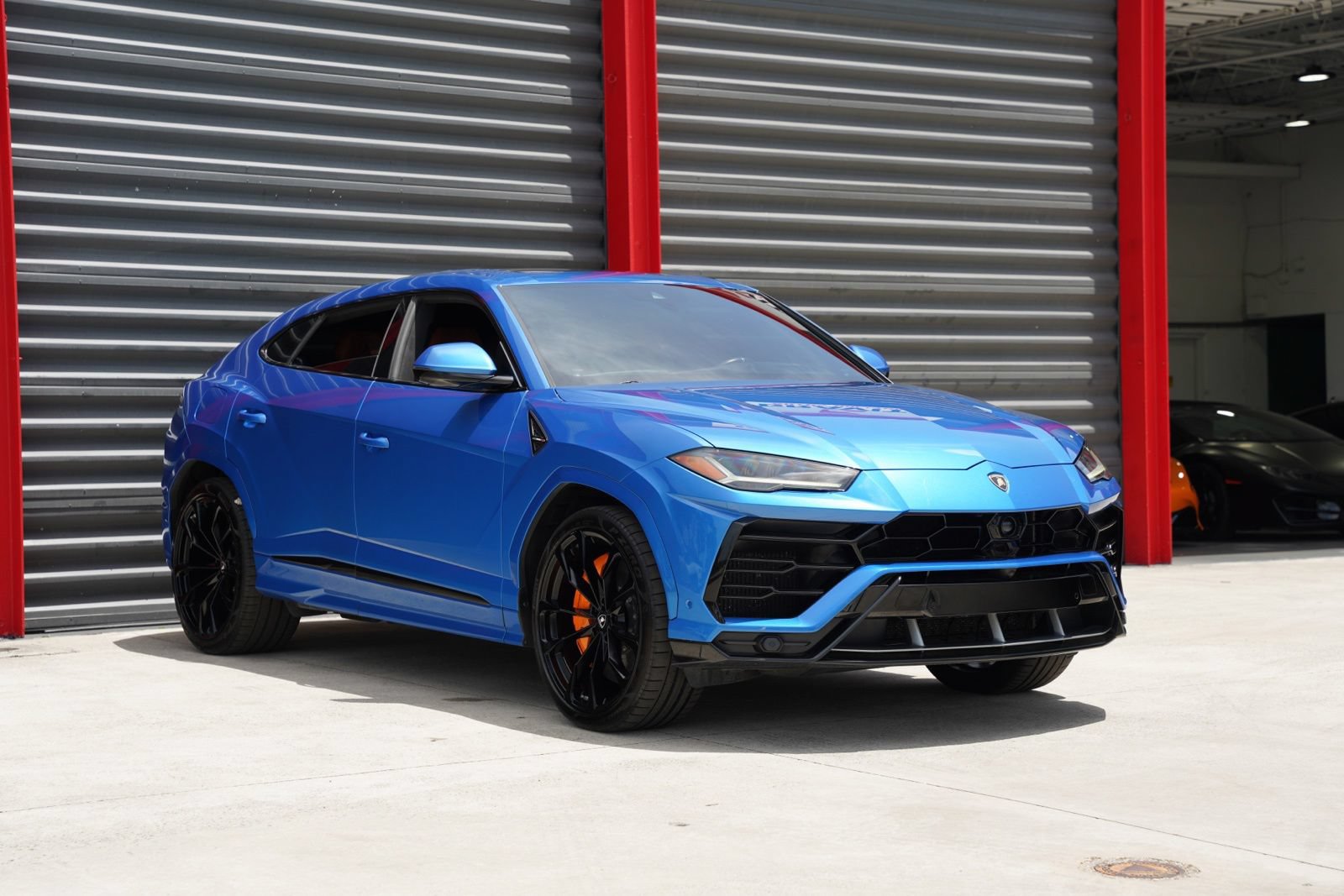 Used 2020 Lamborghini Urus AWD/4WD image 5