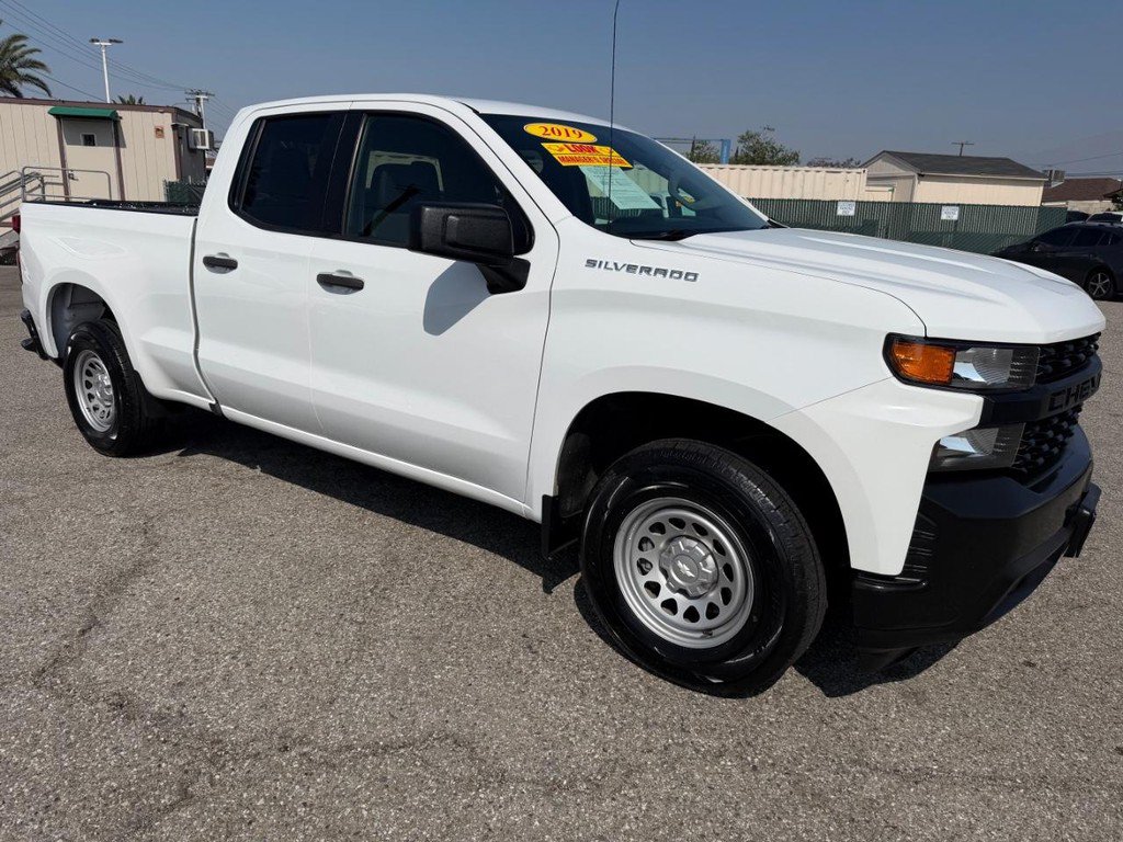 Used 2019 Chevrolet Silverado 1500 W/T w/ WT Convenience Package RWD image 3