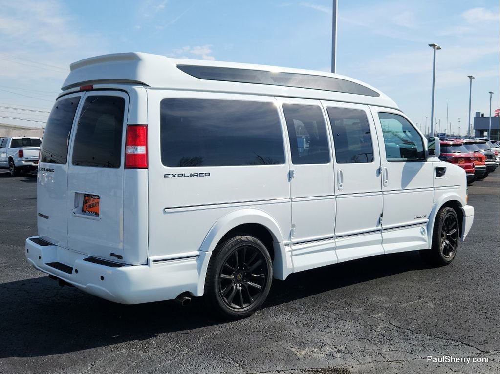 Used 2021 Chevrolet Express 2500 LS w/ Enhanced Convenience Package image 16