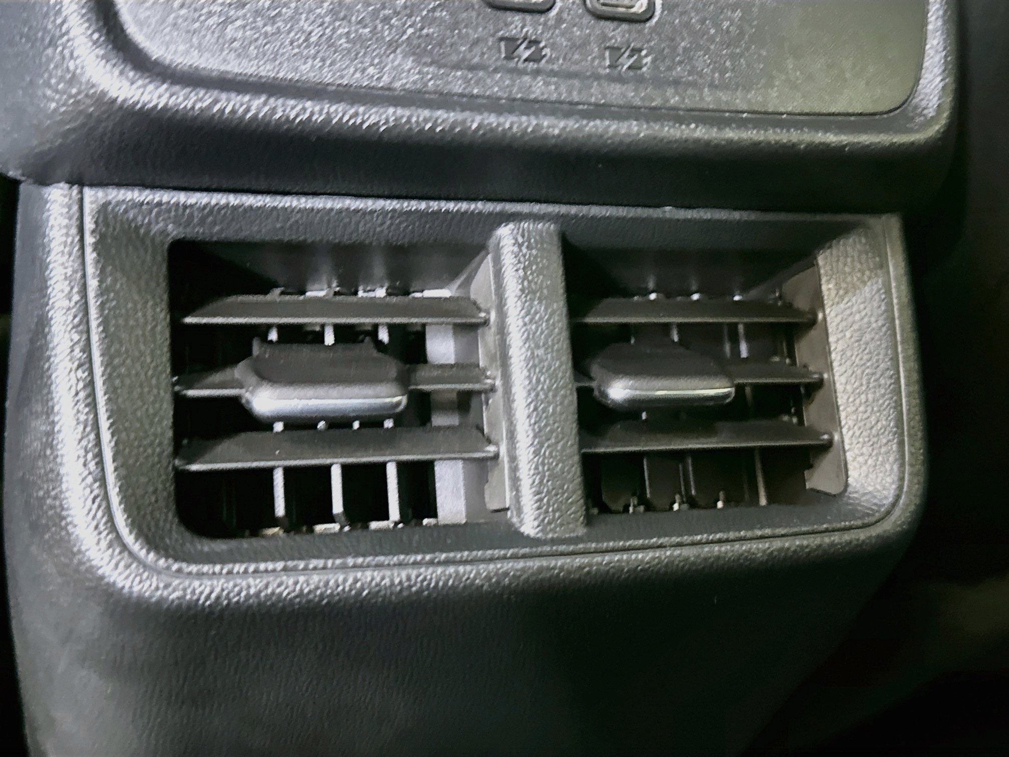 Used 2025 Chevrolet Equinox LT w/ Convenience Package II FWD image 26