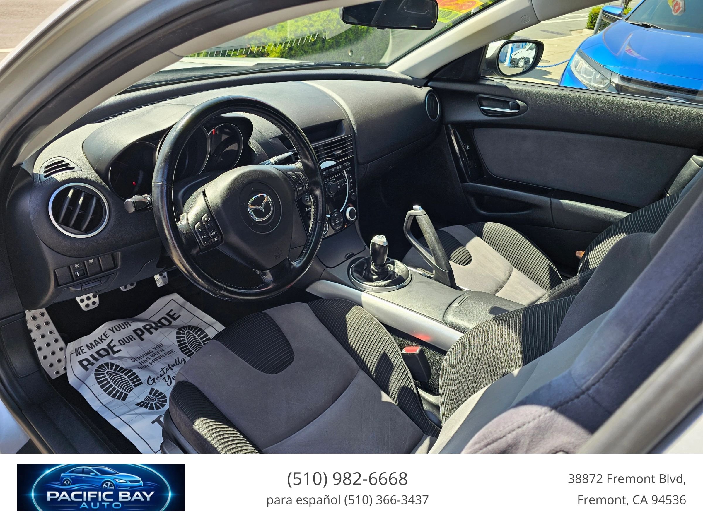 Used 2004 MAZDA RX-8 w/ MT Sport Pkg RWD image 17