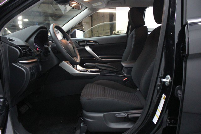 New 2026 Mitsubishi Eclipse Cross LE AWD/4WD image 6