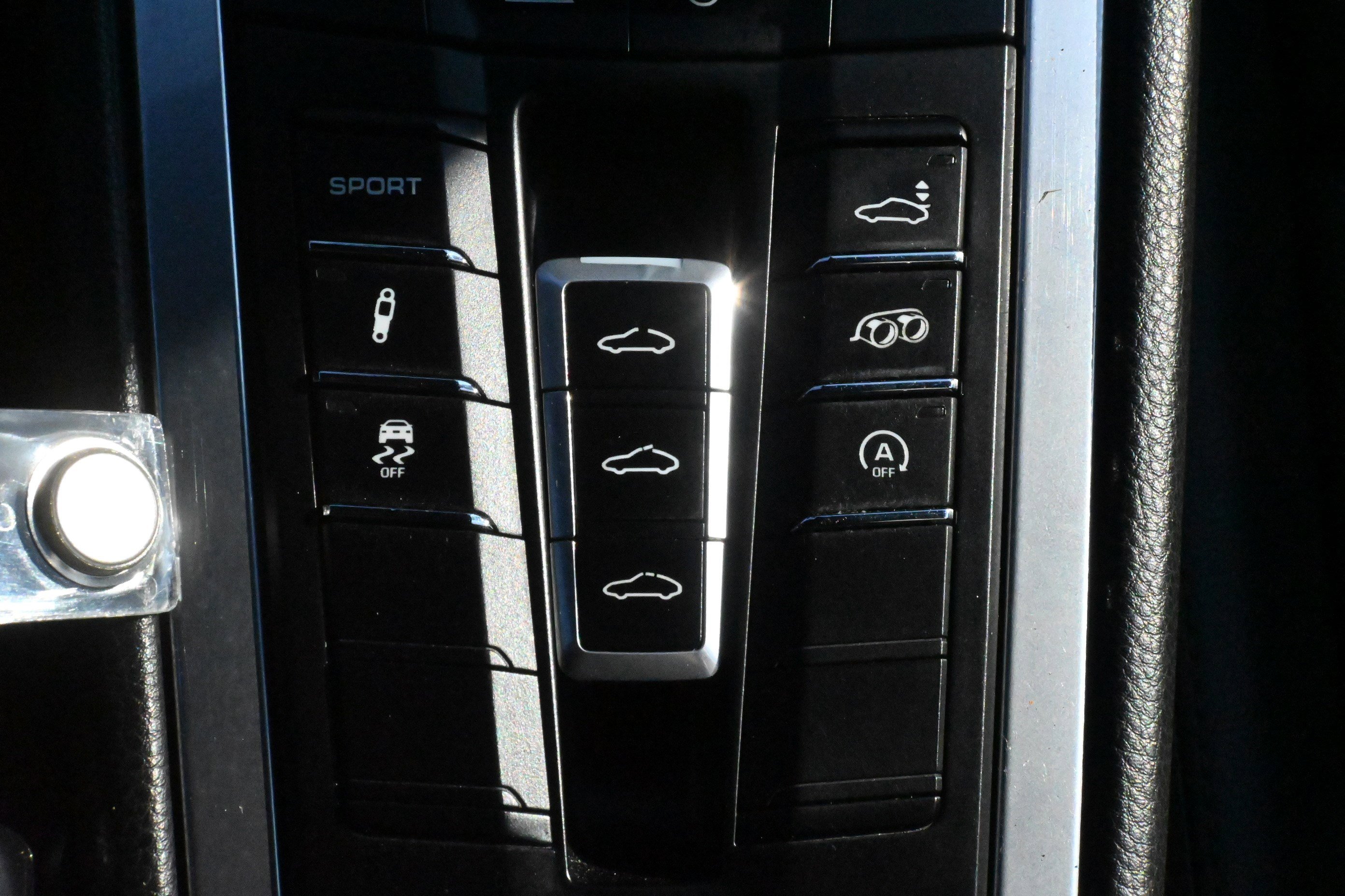 Used 2012 Porsche 911 Carrera S image 26