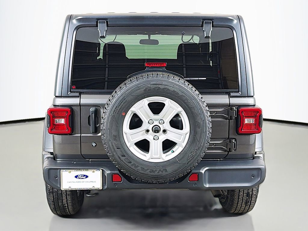 Used 2019 Jeep Wrangler Sport S image 10