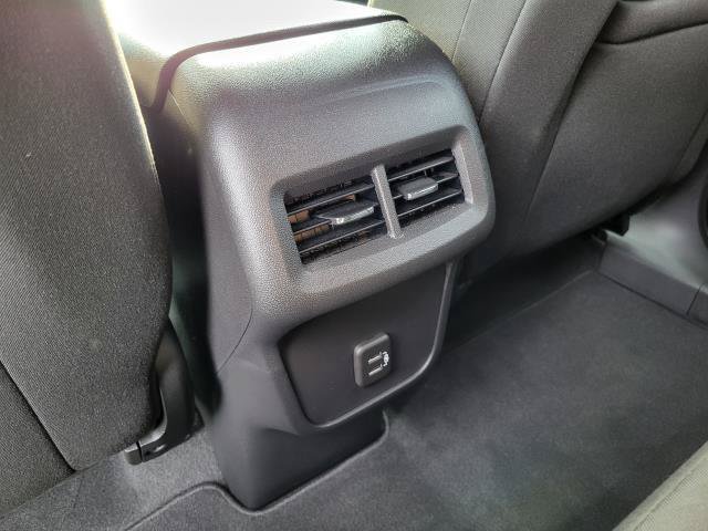 Used 2024 Chevrolet Equinox LT FWD image 35