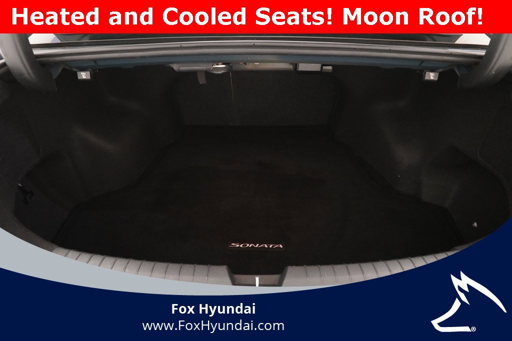 Used 2016 Hyundai Sonata Limited w/ Option Group 05 image 10