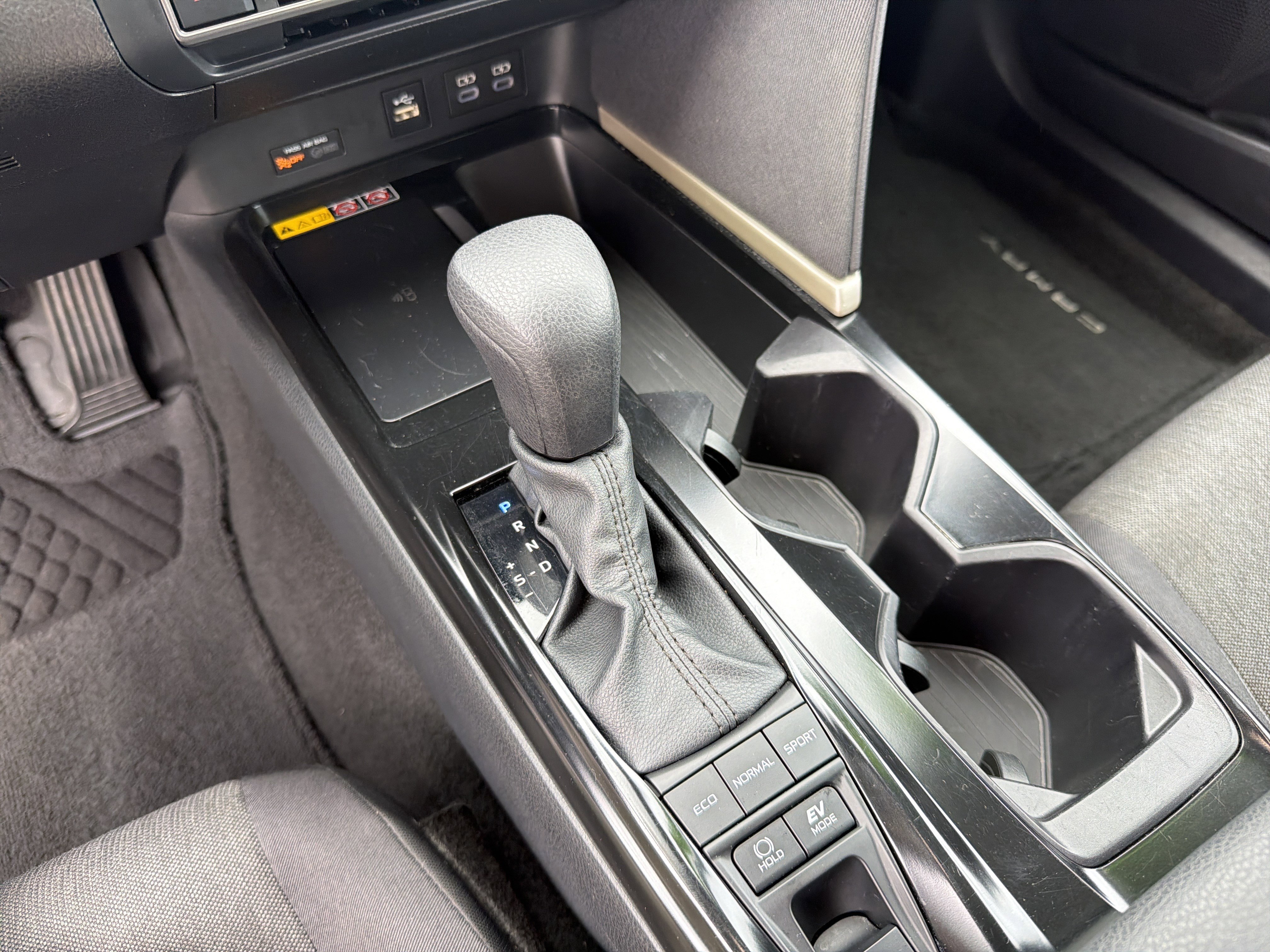Certified 2025 Toyota Camry LE w/ Convenience Package AWD/4WD image 9