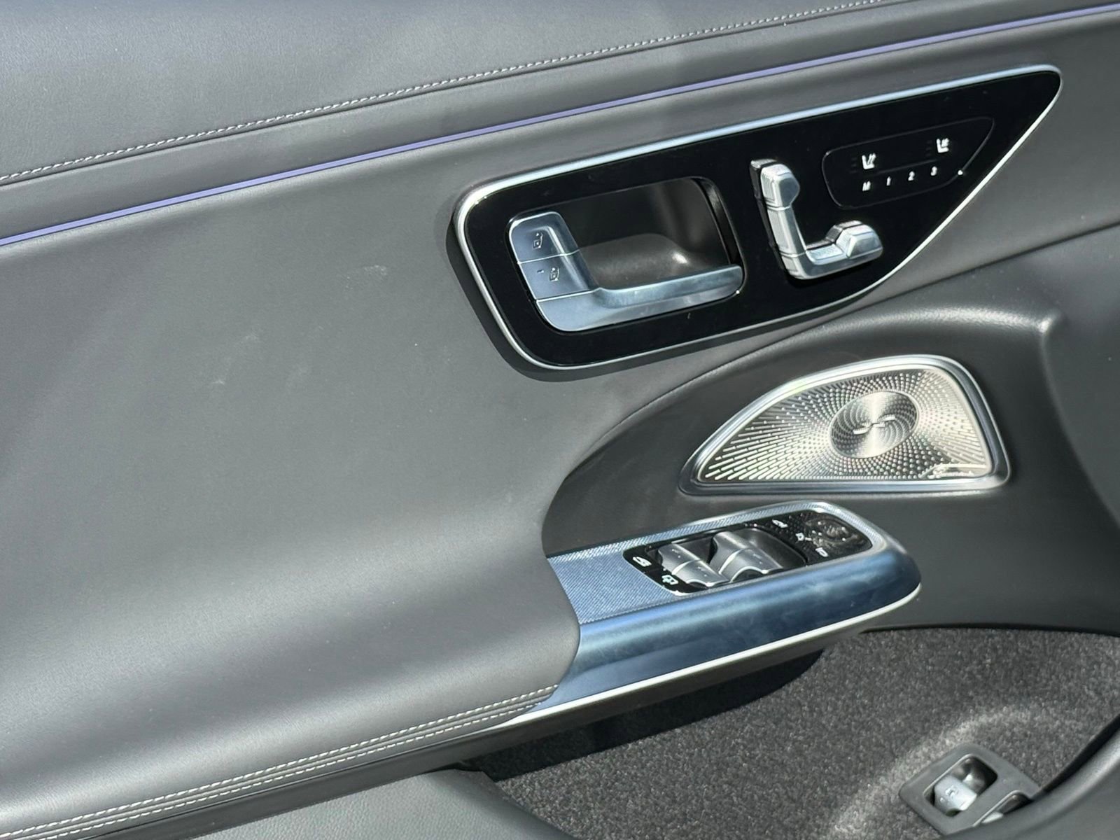 New 2026 Mercedes-Benz E 53 AMG e 4MATIC Sedan image 15