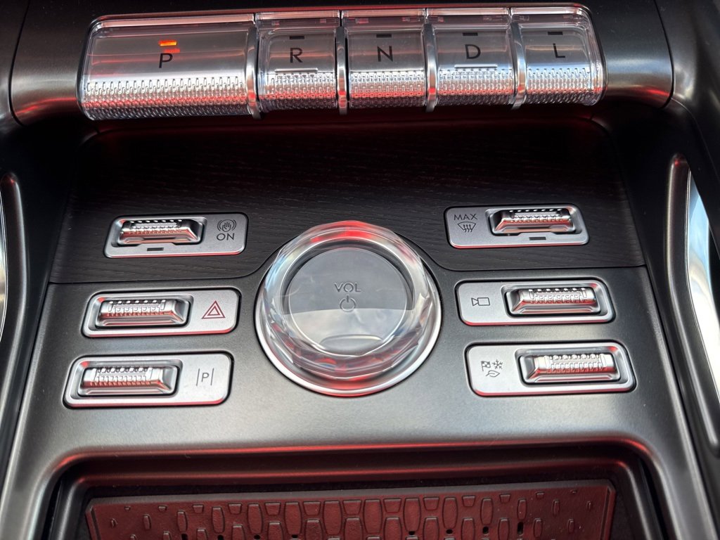 New 2026 Lincoln Nautilus Reserve image 19