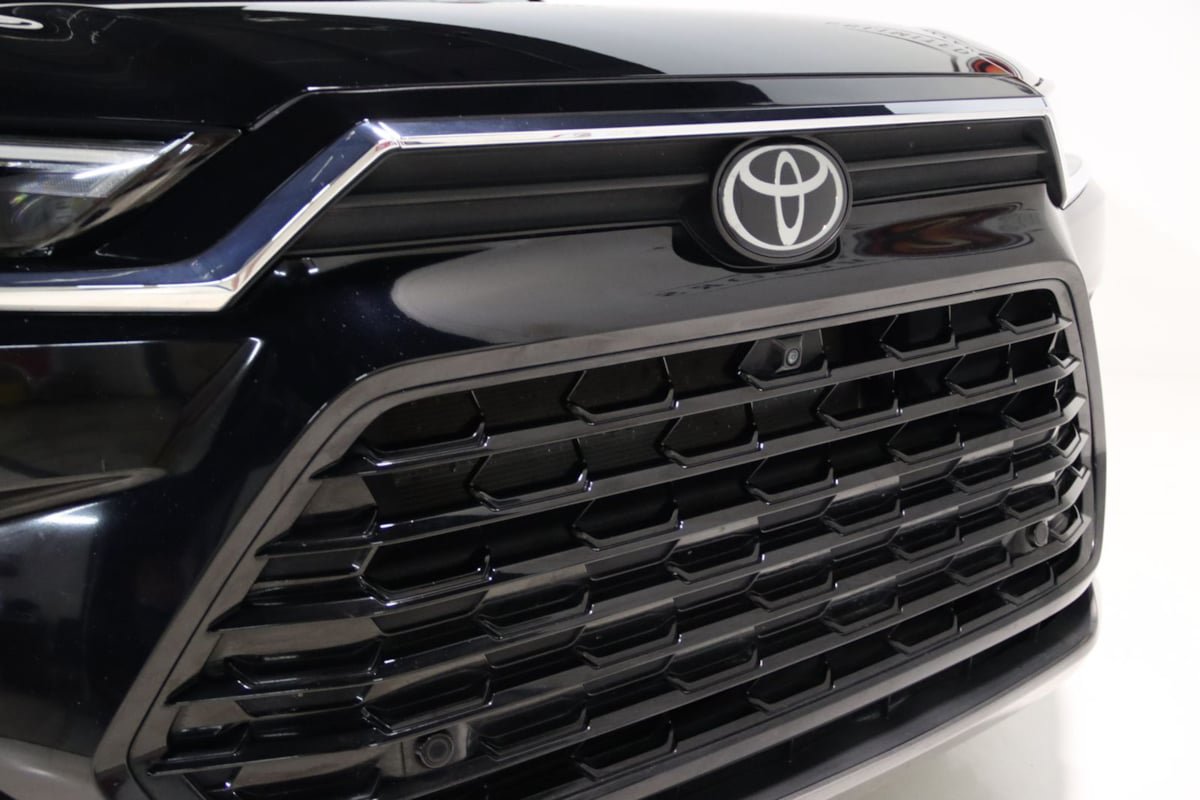 Used 2024 Toyota Grand Highlander FWD image 23