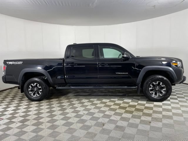 Used 2021 Toyota Tacoma TRD Off-Road w/ TRD Premium Off Road Package AWD/4WD image 3