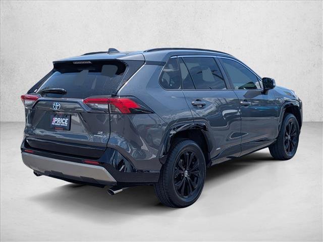 Used 2022 Toyota RAV4 SE w/ Convenience Package AWD/4WD image 5