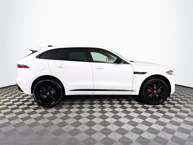 New 2026 Jaguar F-PACE R-Dynamic S image 4