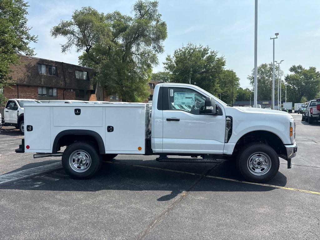 New 2026 Ford F250 XL w/ XL Chrome Package AWD/4WD image 5