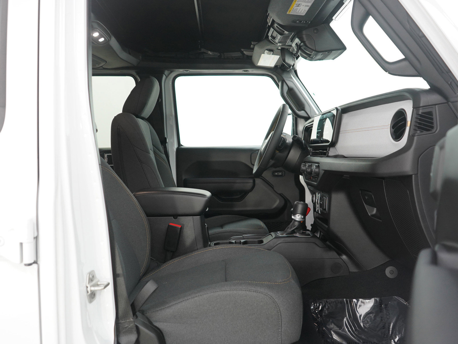 Used 2024 Jeep Wrangler Sport S image 12