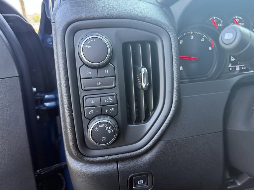 New 2026 Chevrolet Silverado 2500 Custom w/ Custom Value Package image 31