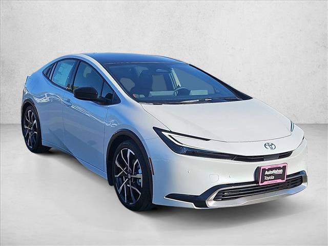 New 2027 Toyota Prius Plug-In Hybrid FWD image 7