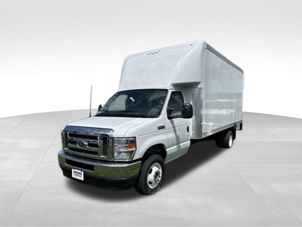 New 2025 Ford E-450 and Econoline 450 Super Duty w/ Power Equipment Group RWD image 10