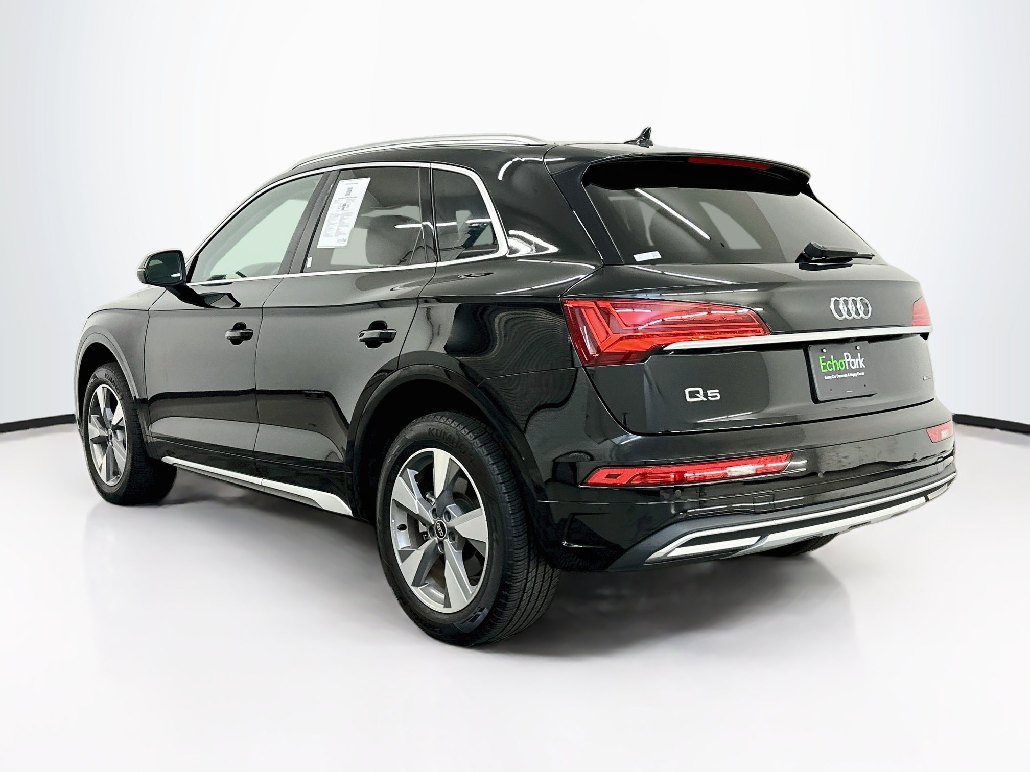 Used 2023 Audi Q5 2.0T Premium w/ Convenience Package AWD/4WD image 5