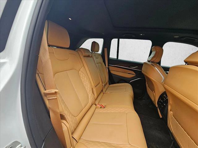 Used 2024 Jeep Grand Cherokee Summit image 15