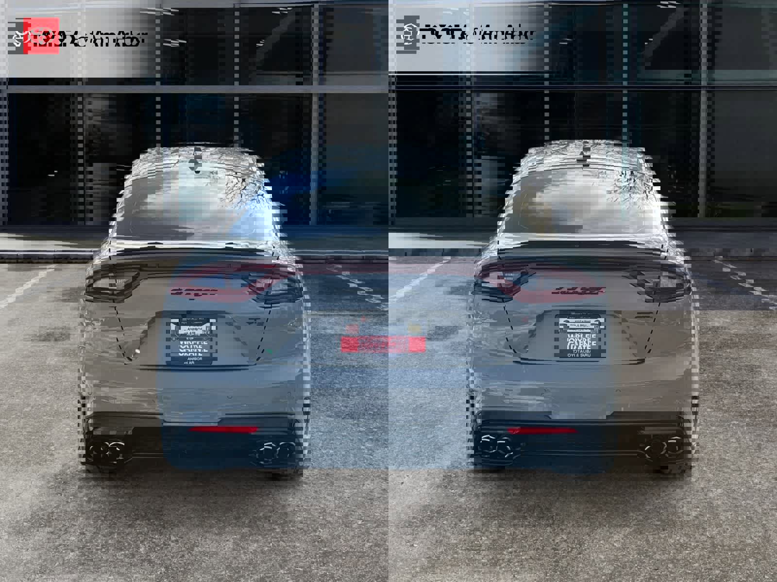 Used 2018 Kia Stinger GT2 image 11