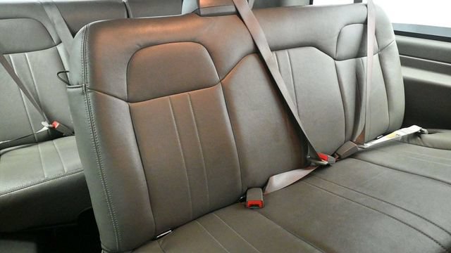 Used 2024 Chevrolet Express 3500 LS RWD image 13