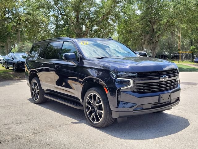 Used 2023 Chevrolet Tahoe RST w/ Luxury Package RWD image 3