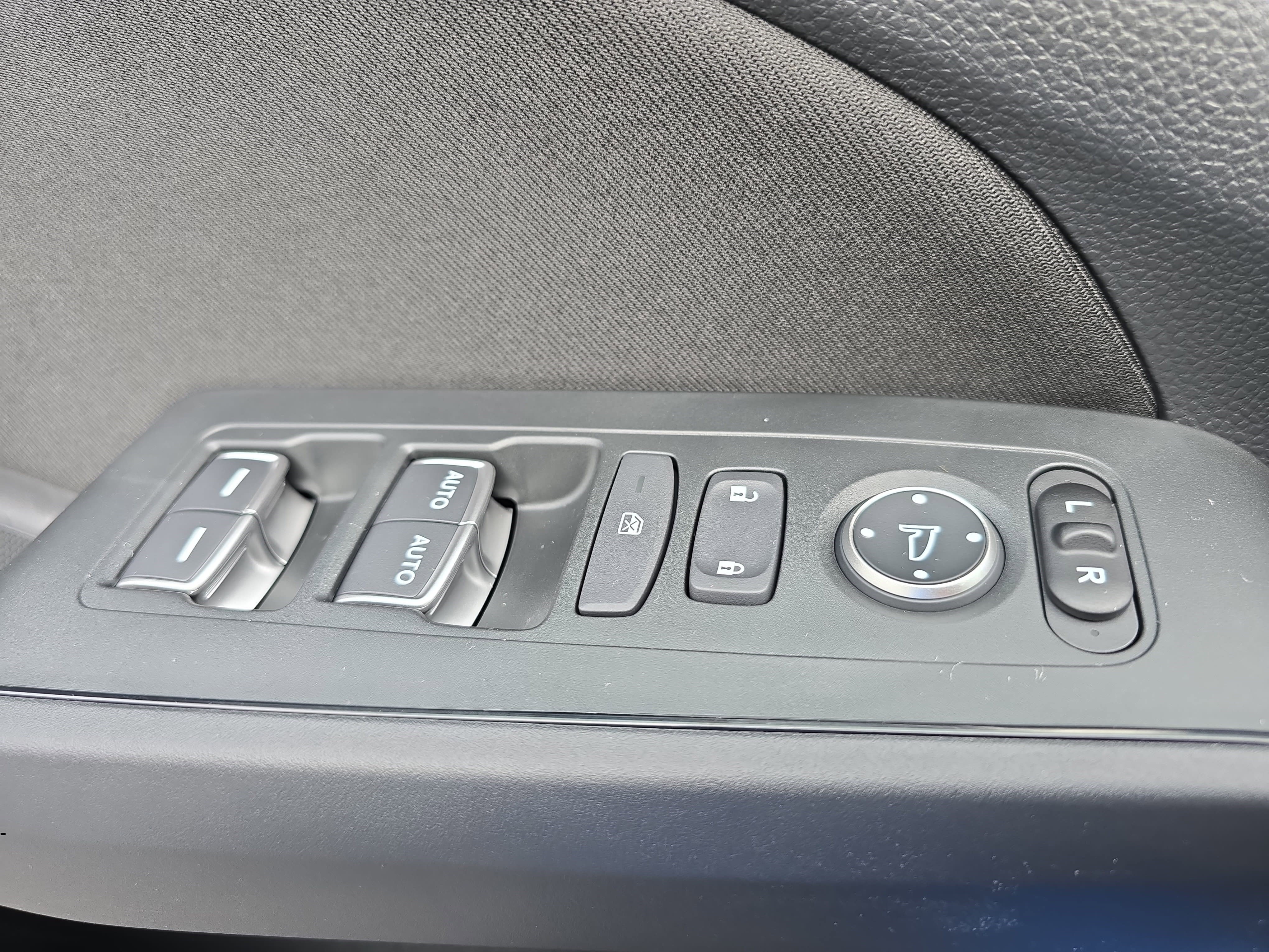 Certified 2025 Honda Civic Sport image 27